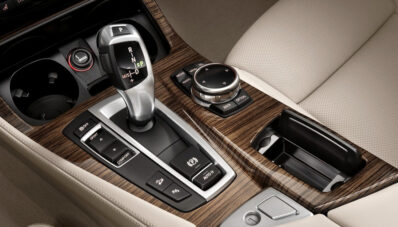 New BMW Seri 5 Facelift 2013 : Nyaris Tidak Ada Bedanya! New BMW Seri 5 Facelift 2013 : Nyaris Tidak Ada Bedanya!