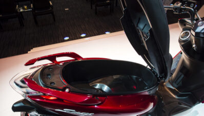 Yamaha SMax 155 Injeksi : Saingan Berat Honda PCX 150! Yamaha SMax 155 Injeksi : Saingan Berat Honda PCX 150!