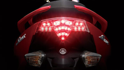 Yamaha SMax 155 Injeksi : Saingan Berat Honda PCX 150! Yamaha SMax 155 Injeksi : Saingan Berat Honda PCX 150!