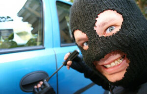 Waspada Modus Pencurian Baru Dengan Menabrakan Motor!