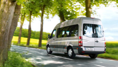 Mercedes-Benz Sprinter : Minibus Paling Aman dan Nyaman! Mercedes-Benz Sprinter : Minibus Paling Aman dan Nyaman!