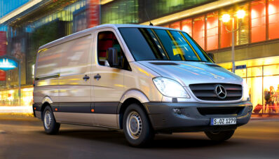 Mercedes-Benz Sprinter : Minibus Paling Aman dan Nyaman! Mercedes-Benz Sprinter : Minibus Paling Aman dan Nyaman!