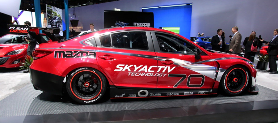 International, Mazda 6 Racing Red: Mazda 6 Grand-Am Racer Menjadi Mobil Balap Diesel Pertama di Indianapolis