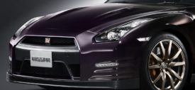 Nissan GTR Midnight Purple Wing