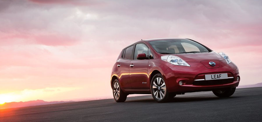 International, Nissan Leaf 2014 red: Nissan Leaf 2014 : Apa Yang Baru?