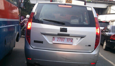 Spy Shot : TATA Aria Tertangkap Kamera sedang Diuji Coba di Jakarta