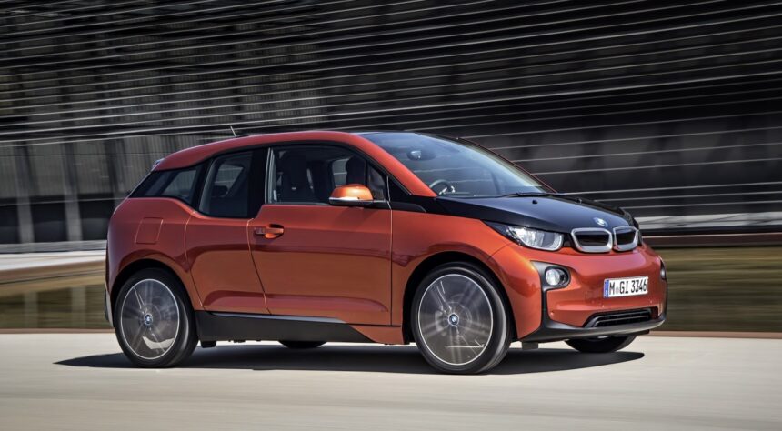 Kekurangan Bahan Baku, Produksi BMW i3 Tertunda Kekurangan Bahan Baku, Produksi BMW i3 Tertunda