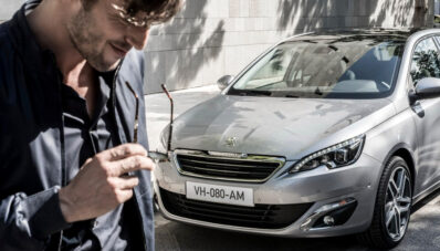 2014 Peugeot 308 : Lebih Simpel!