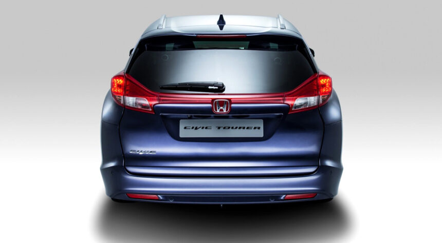 Honda Civic Tourer 2014 Modelnya Tidak Biasa Honda Civic Tourer 2014 Modelnya Tidak Biasa