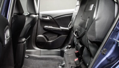 Honda Civic Tourer 2014 Modelnya Tidak Biasa Honda Civic Tourer 2014 Modelnya Tidak Biasa