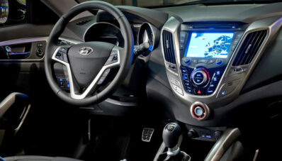 Hyundai Veloster Akan Hadir di IIMS 2013