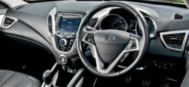 Hyundai Veloster speedometer