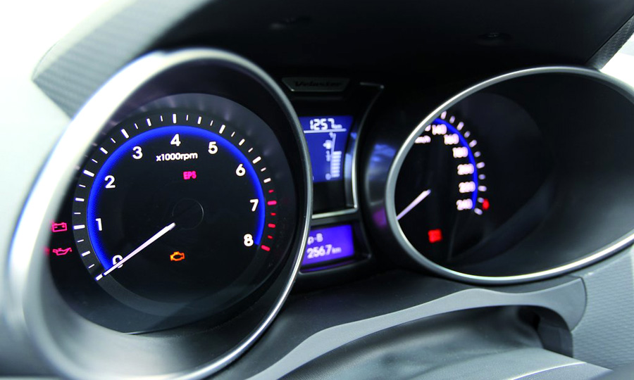 Hyundai, Hyundai Veloster speedometer: Hyundai Veloster Akan Hadir di IIMS 2013