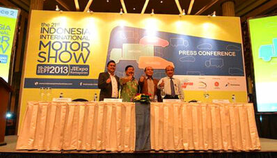 Atraksi Seru dan Peserta Baru Ramaikan IIMS 2013 Atraksi Seru dan Peserta Baru Ramaikan IIMS 2013