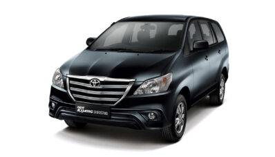 Nih Gambar High Resolution Foto Kijang Innova Facelift 2013 Nih Gambar High Resolution Foto Kijang Innova Facelift 2013