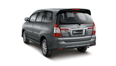Nih Gambar High Resolution Foto Kijang Innova Facelift 2013 Nih Gambar High Resolution Foto Kijang Innova Facelift 2013