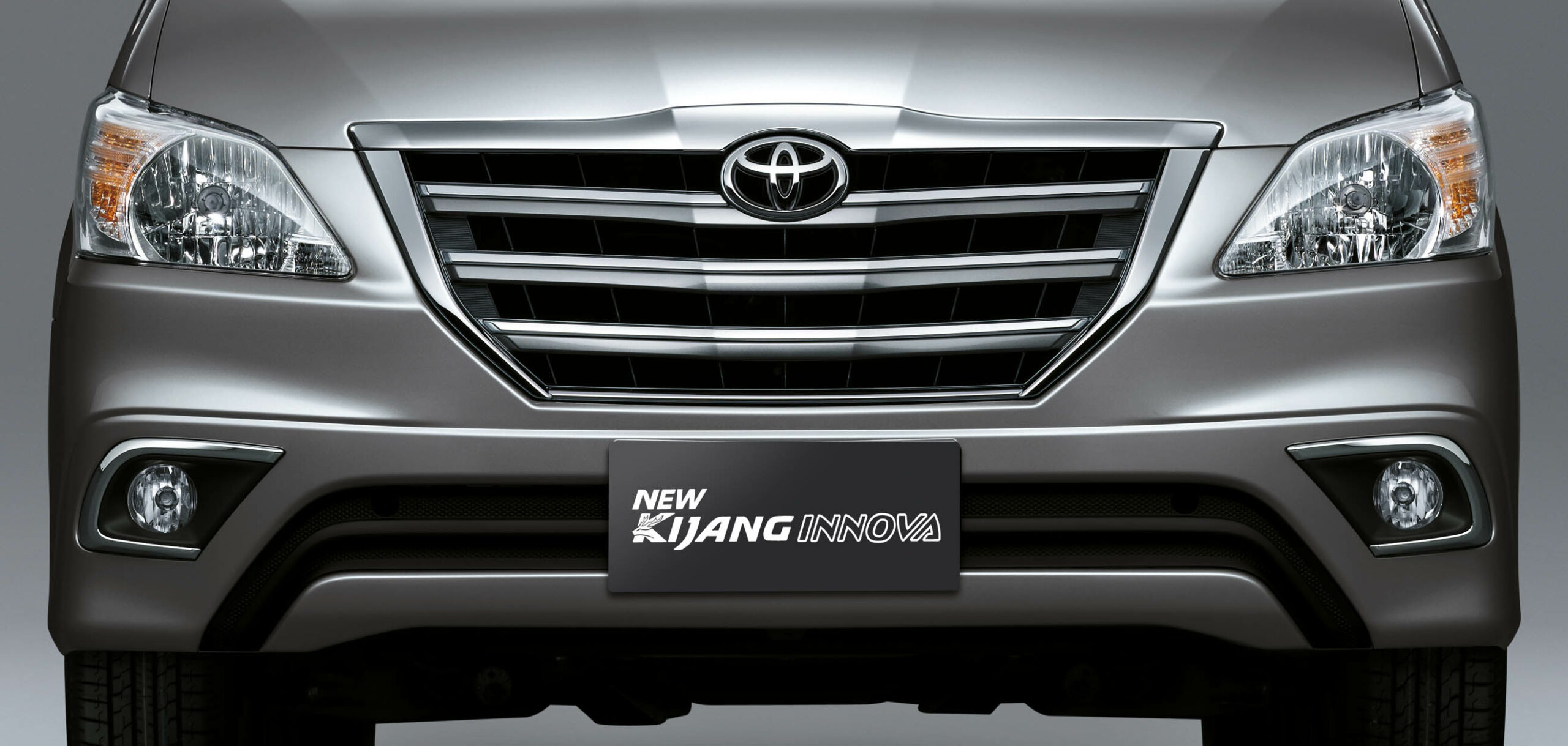Toyota Kijang Innova 2013 G type
