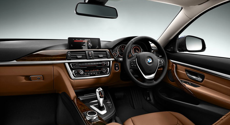BMW, BMW Seri 4 dashboard: Inden BMW Seri 4 Indonesia Telah Dibuka!
