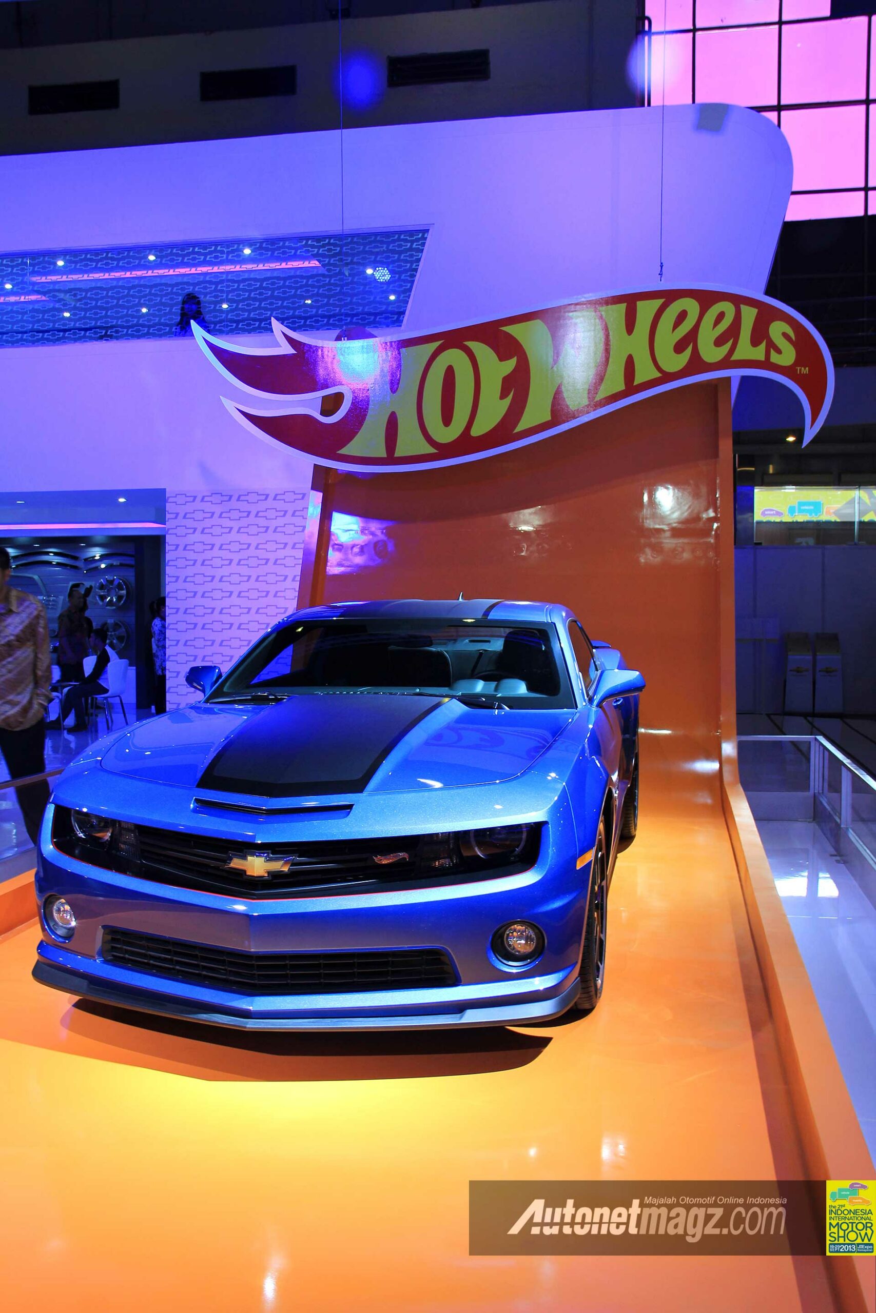 Mesin Chevrolet Camaro SS Hot Wheels Special Edition