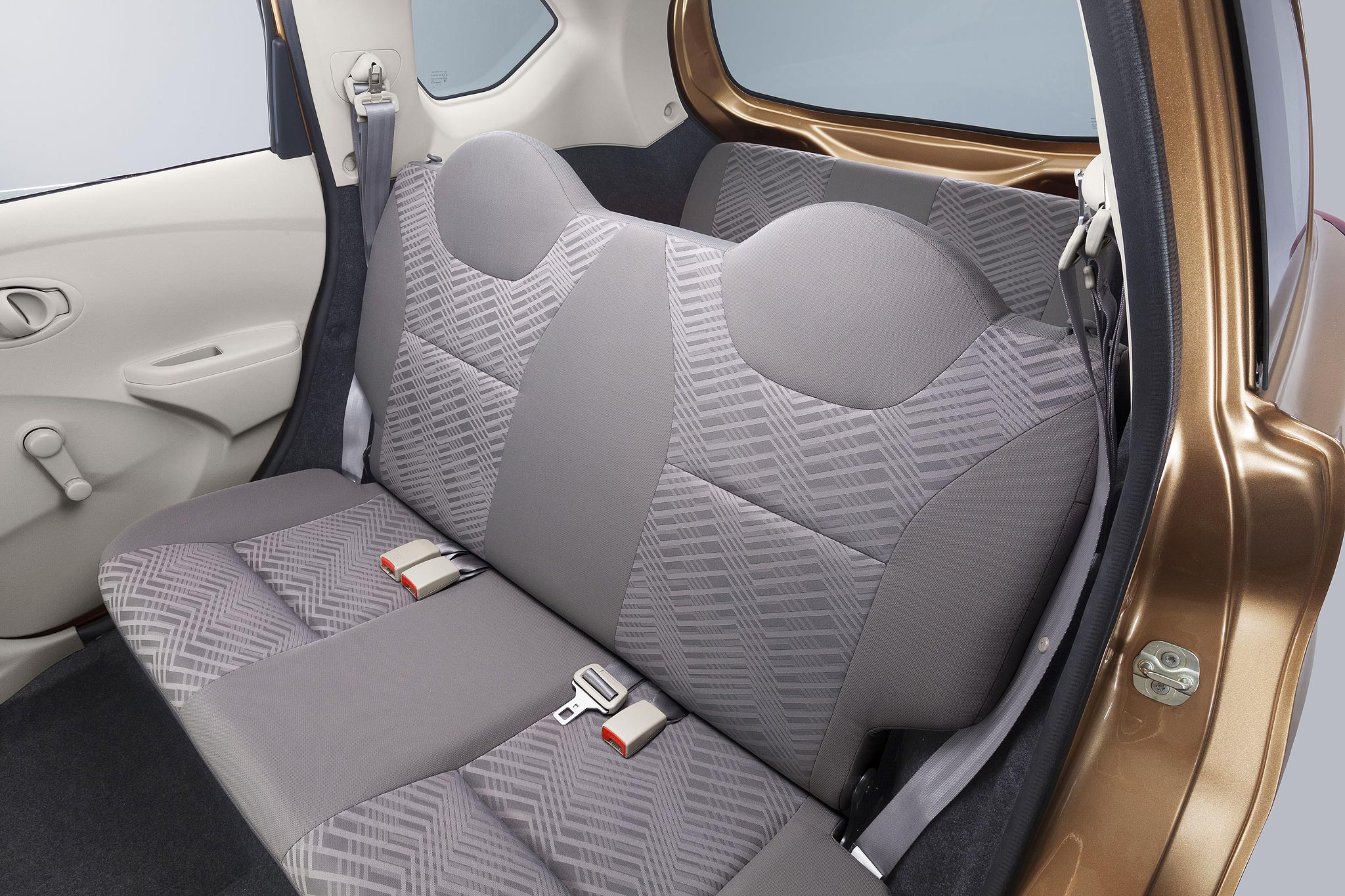 Datsun, Datsun GO Plus middle seat: Nih Gambar Datsun GO Plus High-Resolution