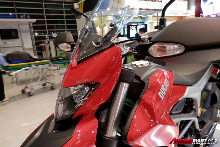 Ducati, Ducati Hyperstrada IIMS 2013: Ducati Hyperstrada Diperkenalkan di IIMS 2013