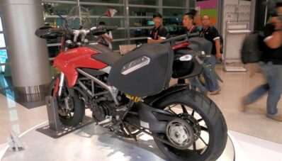 Ducati Hyperstrada Diperkenalkan di IIMS 2013 Ducati Hyperstrada Diperkenalkan di IIMS 2013