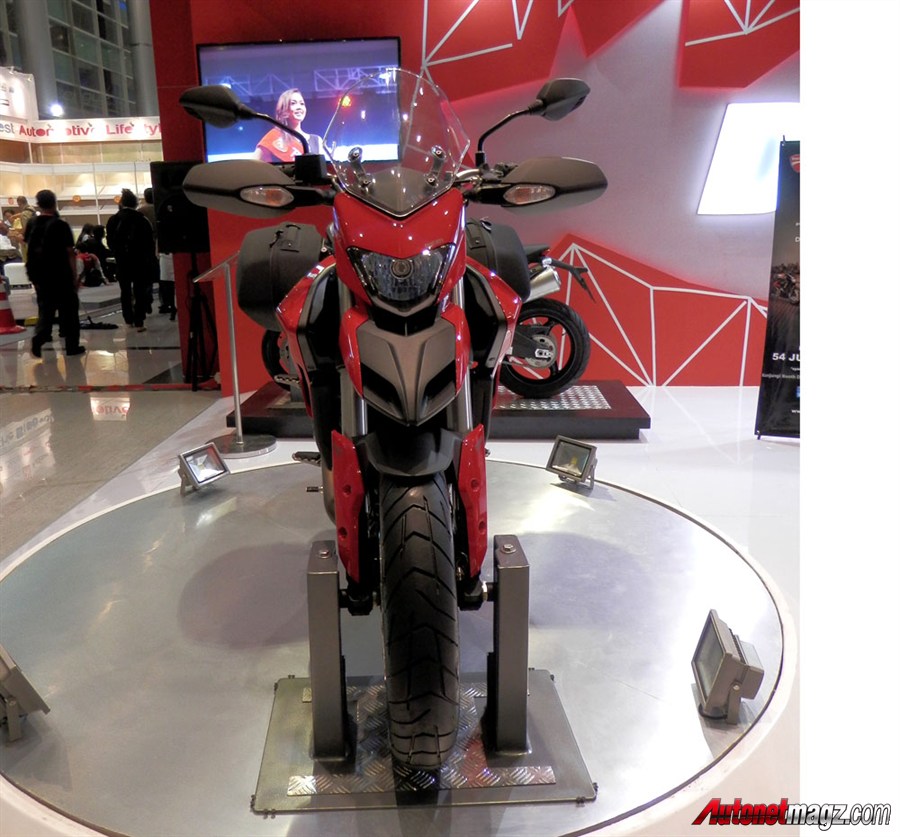 Ducati, Ducati Hyperstrada belakang: Ducati Hyperstrada Diperkenalkan di IIMS 2013