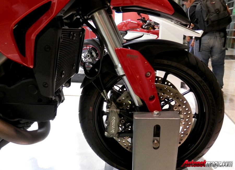 Ducati, Ducati Hyperstrada discbrake: Ducati Hyperstrada Diperkenalkan di IIMS 2013