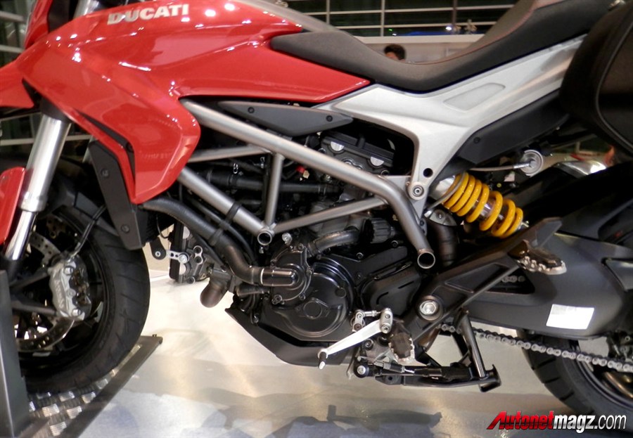 Ducati, Ducati Hyperstrada engine: Ducati Hyperstrada Diperkenalkan di IIMS 2013