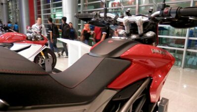Ducati Hyperstrada Diperkenalkan di IIMS 2013 Ducati Hyperstrada Diperkenalkan di IIMS 2013