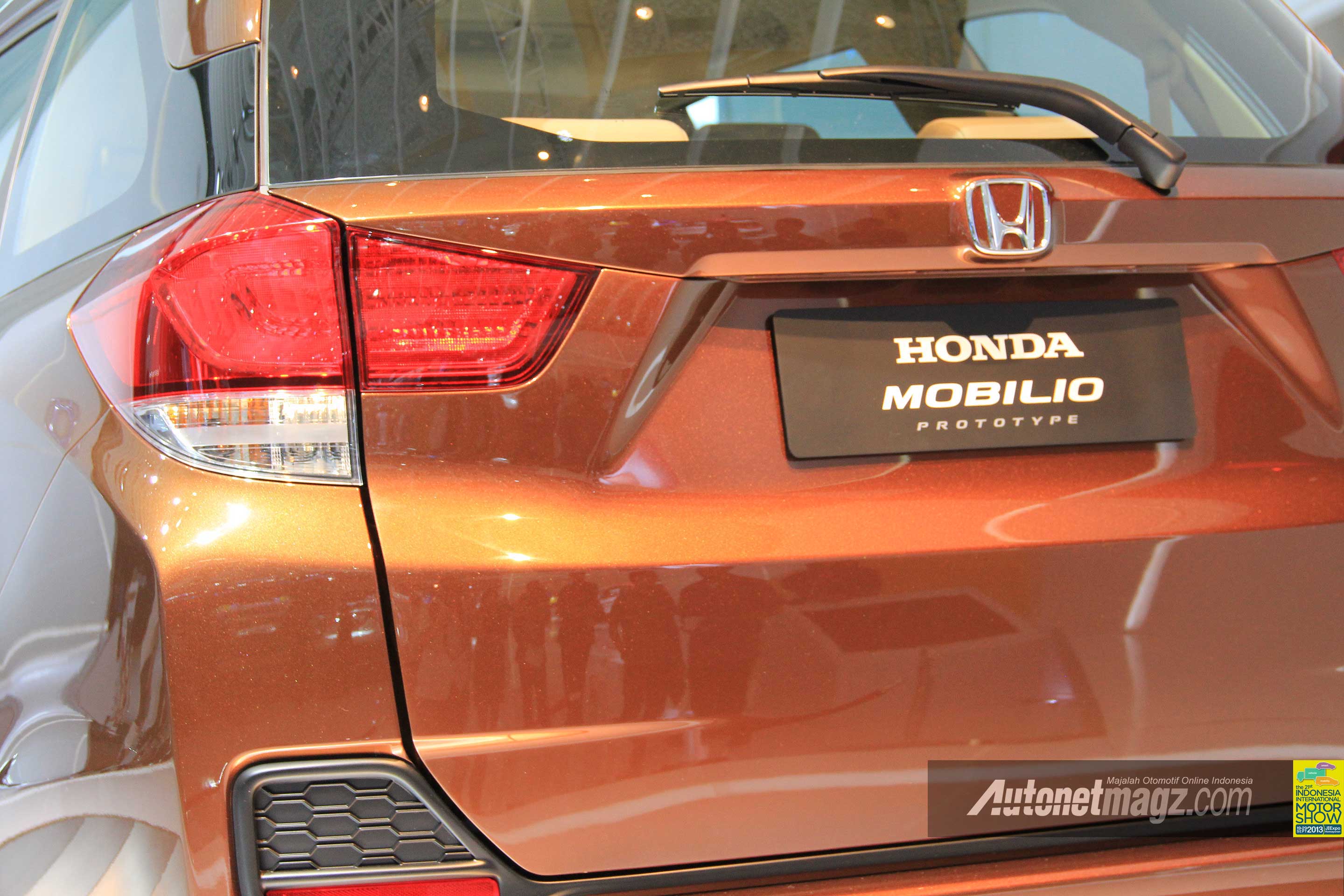 Honda, Honda Brio MPV Indonesia: Honda Mobilio: Low MPV dari Honda Yang Diciptakan Khusus Untuk Indonesia