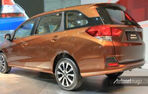Honda Mobilio Akan Sampai di Tangan Konsumen Pada Februari 2014 Honda Mobilio Akan Sampai di Tangan Konsumen Pada Februari 2014