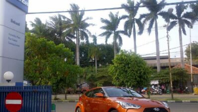 Diam-diam Hyundai Indonesia Menyebarkan Foto Hyundai Veloster Diam-diam Hyundai Indonesia Menyebarkan Foto Hyundai Veloster