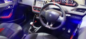 Peugeot 208 GTi rear view