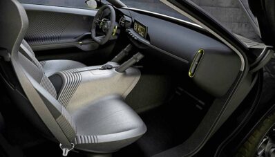 KIA Niro Sang Penantang Juke Yang Berdesain Futuristis KIA Niro Sang Penantang Juke Yang Berdesain Futuristis