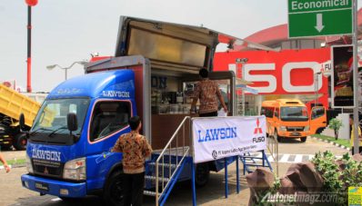 Bus dan Truk Besar Pun Tak Mau Kalah Ikut Mejeng di IIMS Bus dan Truk Besar Pun Tak Mau Kalah Ikut Mejeng di IIMS