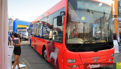 Bus dan Truk Besar Pun Tak Mau Kalah Ikut Mejeng di IIMS Bus dan Truk Besar Pun Tak Mau Kalah Ikut Mejeng di IIMS