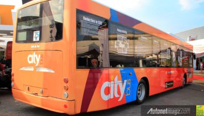 Bus dan Truk Besar Pun Tak Mau Kalah Ikut Mejeng di IIMS Bus dan Truk Besar Pun Tak Mau Kalah Ikut Mejeng di IIMS
