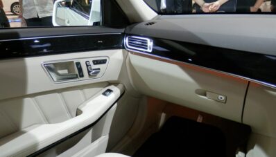 Mercedes-Benz E-Class 2014 Facelift Diluncurkan di IIMS 2013 Mercedes-Benz E-Class 2014 Facelift Diluncurkan di IIMS 2013