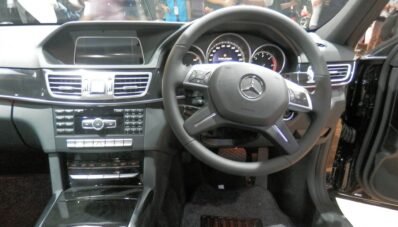 Mercedes-Benz E-Class 2014 Facelift Diluncurkan di IIMS 2013 Mercedes-Benz E-Class 2014 Facelift Diluncurkan di IIMS 2013