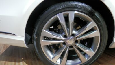 Mercedes-Benz E-Class 2014 Facelift Diluncurkan di IIMS 2013 Mercedes-Benz E-Class 2014 Facelift Diluncurkan di IIMS 2013