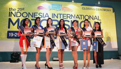 Kemeriahan Hari Terakhir Penyelenggaraan IIMS 2013 Kemeriahan Hari Terakhir Penyelenggaraan IIMS 2013