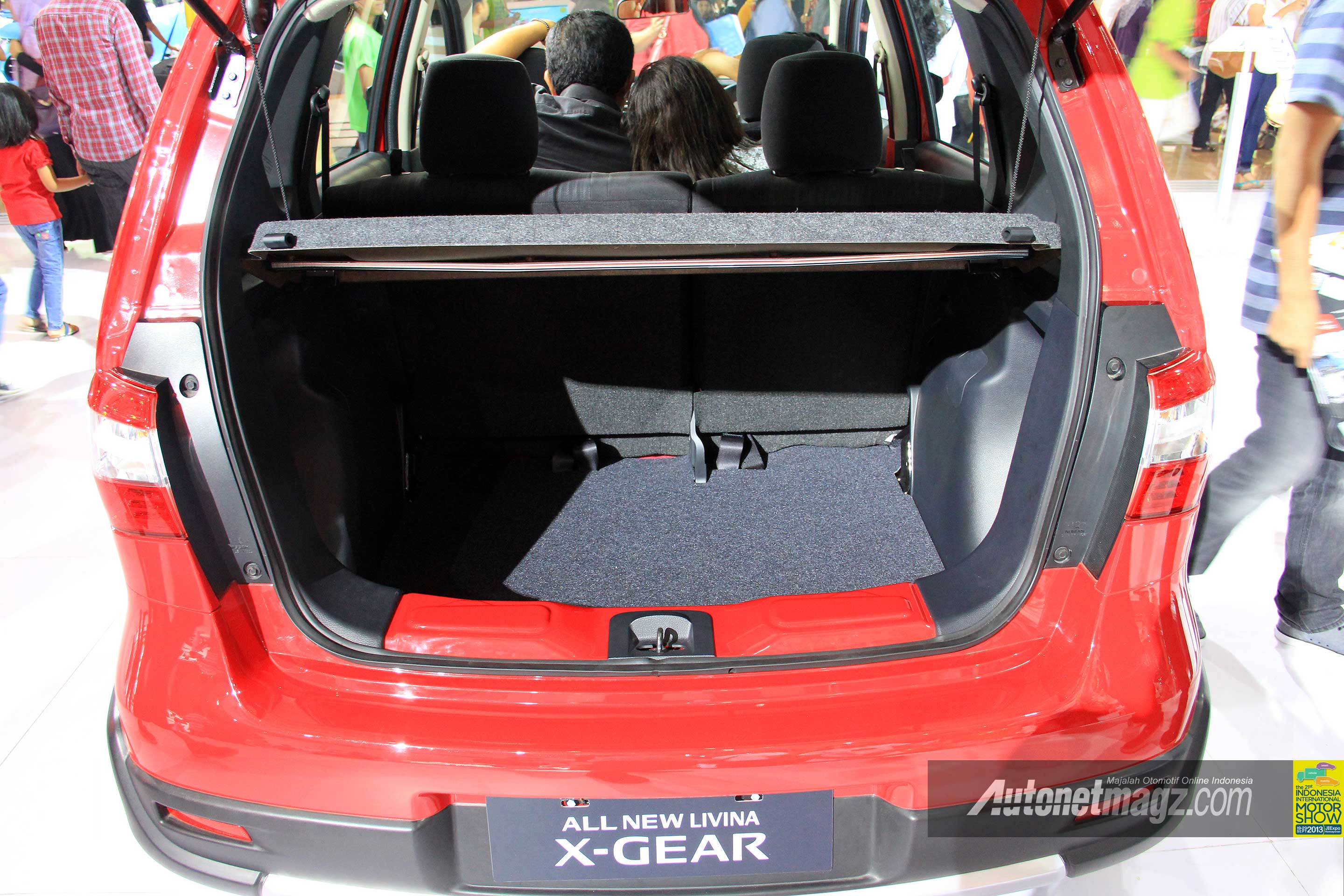 IIMS 2013, Bagasi Nissan All-new Livina X-Gear luas: Kembalinya Nissan Livina X-Gear Facelift di IIMS 2013
