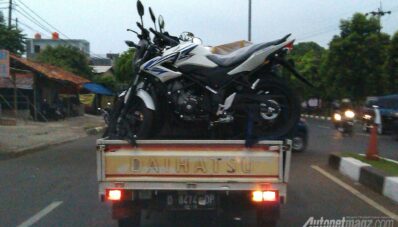 Honda Verza dan Honda CB150R StreetFire Dongkrak Penjualan Motor Sport Honda Honda Verza dan Honda CB150R StreetFire Dongkrak Penjualan Motor Sport Honda