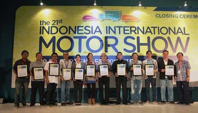 Kemeriahan Hari Terakhir Penyelenggaraan IIMS 2013 Kemeriahan Hari Terakhir Penyelenggaraan IIMS 2013