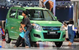 Suzuki Karimun Wagon R Baru Menarik Minat 50 Orang Calon Pembeli Saja Suzuki Karimun Wagon R Baru Menarik Minat 50 Orang Calon Pembeli Saja
