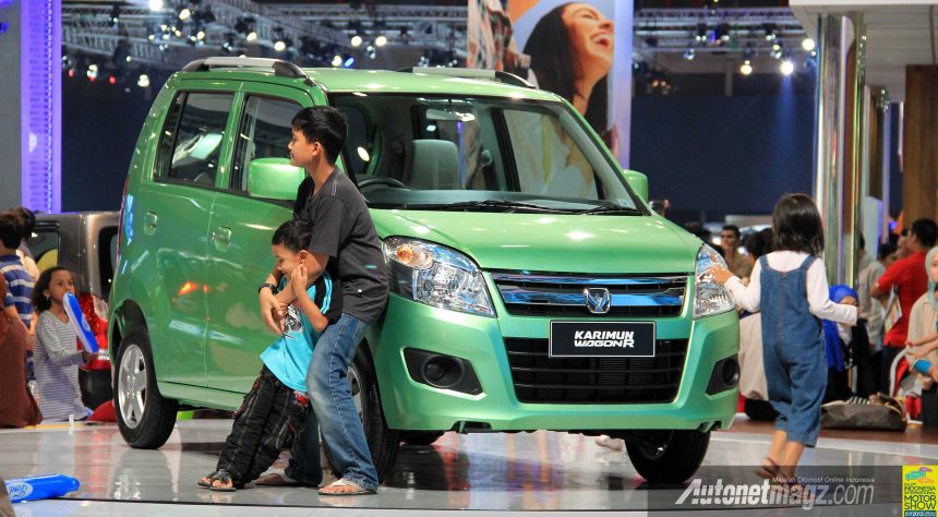 Suzuki Karimun Wagon R Baru Menarik Minat 50 Orang Calon Pembeli Saja Suzuki Karimun Wagon R Baru Menarik Minat 50 Orang Calon Pembeli Saja