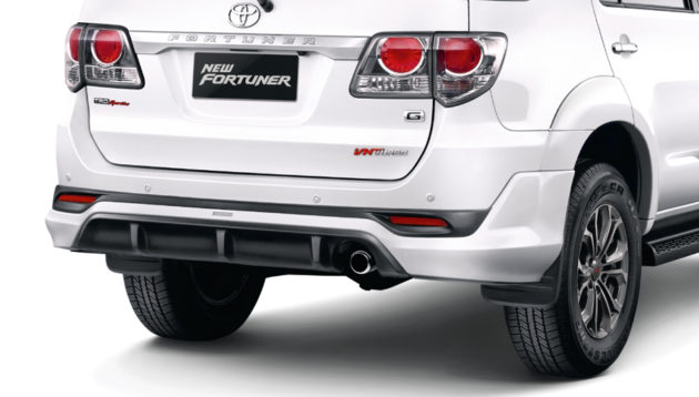 Toyota Fortuner TRD Sportivo Bumper Belakang
