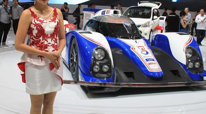 Mobil Balap Hybrid Toyota TS030 Bisa Dilihat di IIMS Mobil Balap Hybrid Toyota TS030 Bisa Dilihat di IIMS