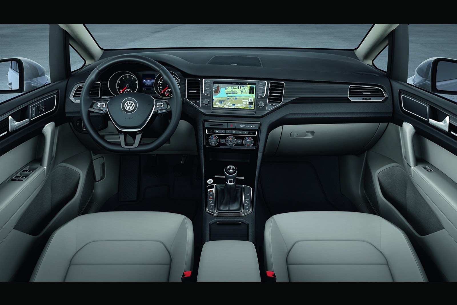 Frankfurt Motor Show 2013, VW Golf Sportsvan dashboard: VW Golf Sportsvan : Pengganti VW Golf Plus